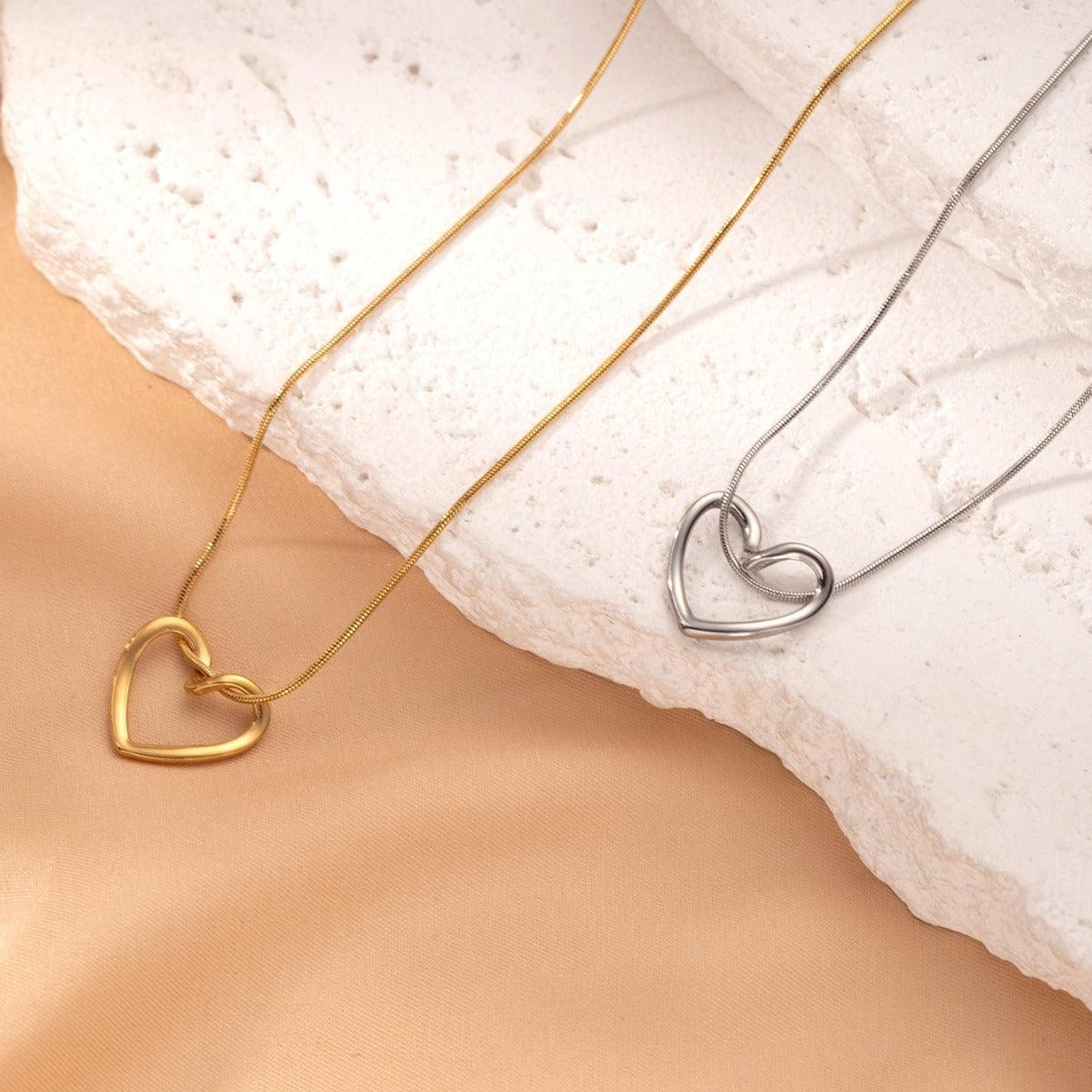 Twist Hollow Heart Necklace | Daily Wear